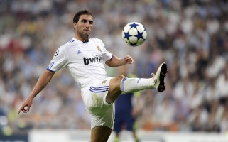 努涅斯是中锋还是边锋,努涅斯战绩